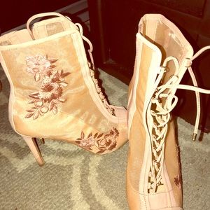 Gianni Bini ankle height, open toe heels.